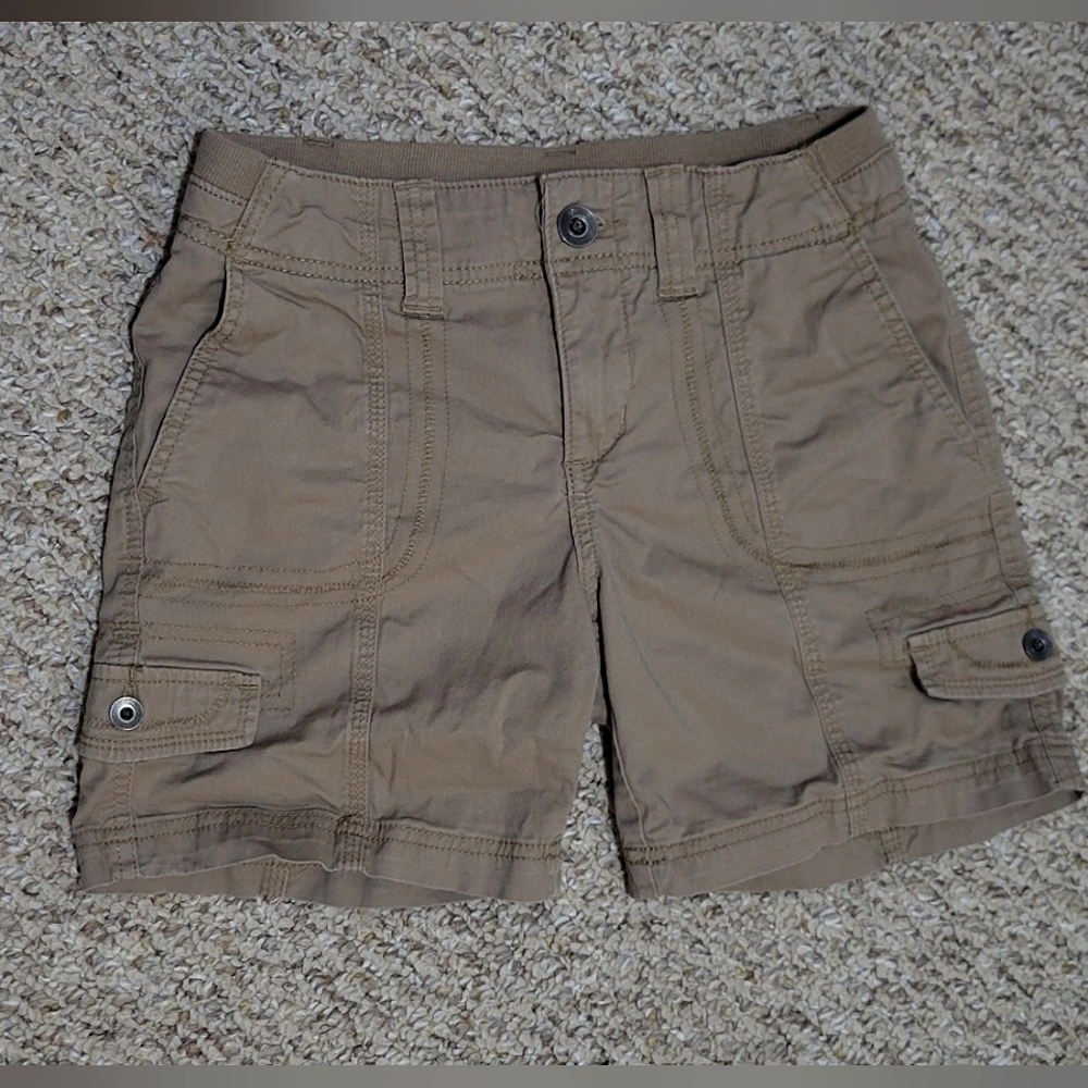 Women's Petite Khaki Cargo Shorts